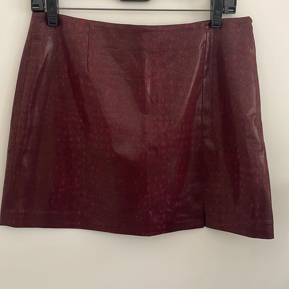 Express Stretch Skirt